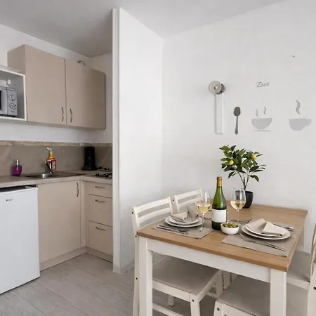 Centre Port Le Cocon 4 Couchages Appartement *