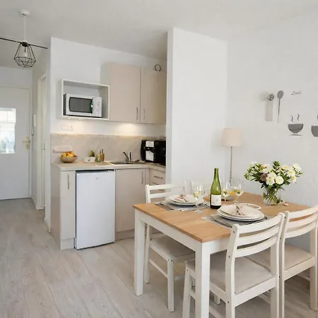 Apartment Centre Port Le Cocon 4 Couchages *