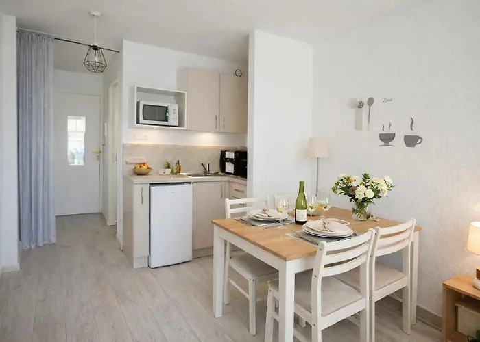 Apartment Centre Port Le Cocon 4 Couchages *